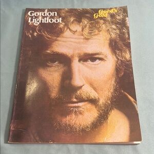 RARE Vintage Gordon Lightfoot Songbook for piano, guitar, lyrics copyright 1976